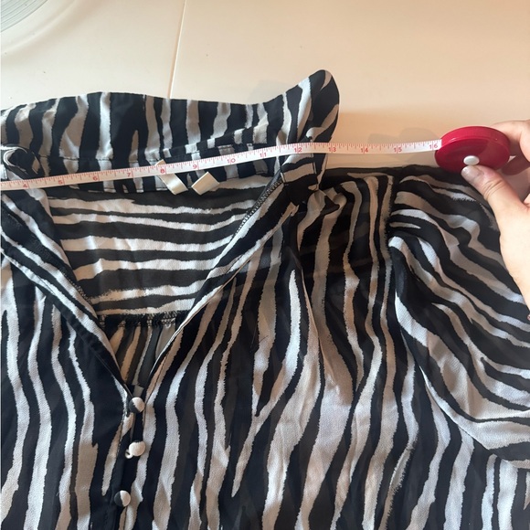 Cato Size medium, zebra design, can be worn as long blouse/ dress - Picture 10 of 10